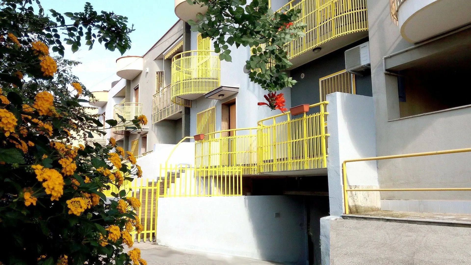Aback Policlinico Hotel Bari Guest house