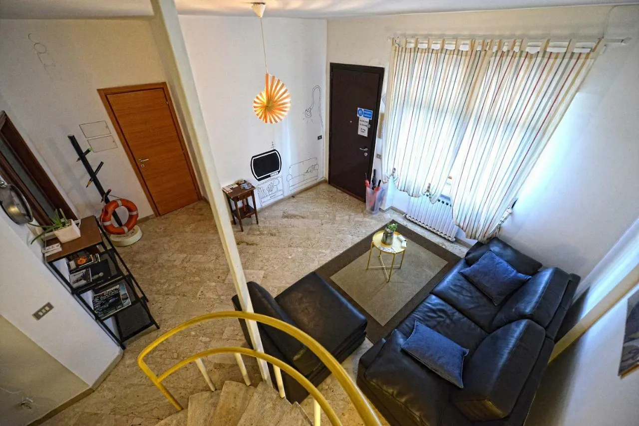 Guest house Aback Policlinico Hotel Bari Italy